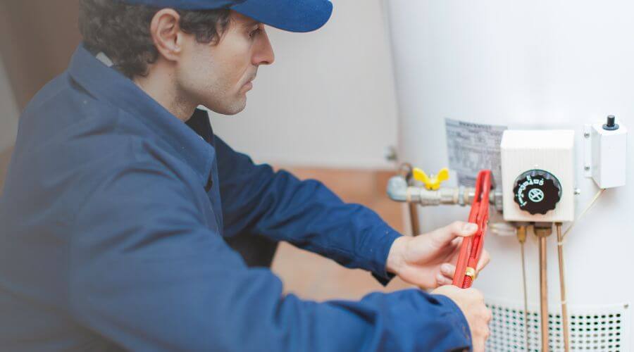 Expert burst pipe repair services in Aguirre, PR